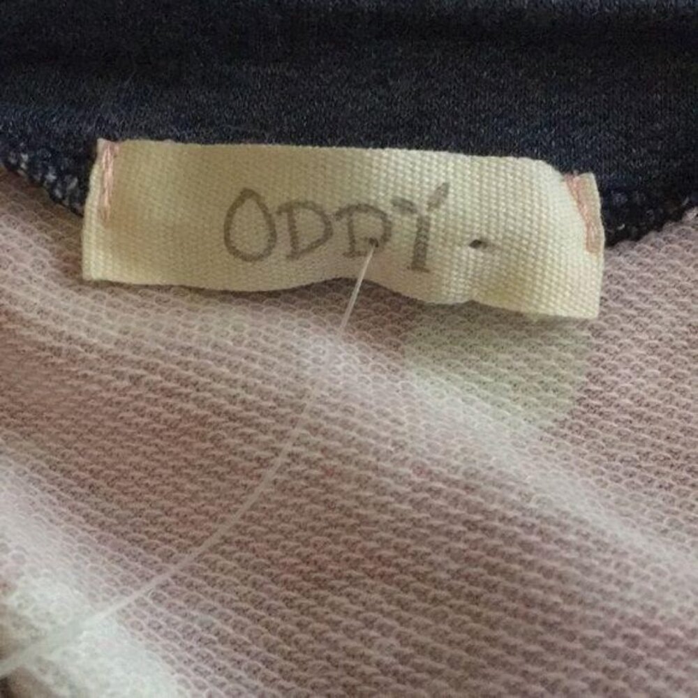 Oddi Short Sleeve Top Size Small - Picture 3 of 4
